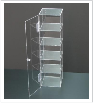 vitrina din plexiglas